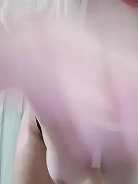 Snapshot of Vivian115 chatting on October 15, 2025, 4:59 pm Vivian115 online show from October 15, 2025, 4:59 pm