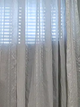 Snapshot of Vivian115 chatting on September 30, 2025, 4:02 pm Vivian115 online show from September 30, 2025, 4:02 pm