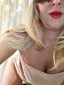 Vivian115 online show from January 14, 2026, 5:27 pm