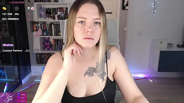 Emma Bryan online show from April 3, 2026, 6:58 pm