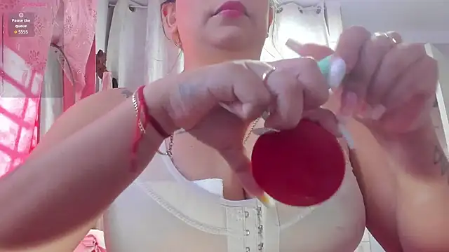 sweetfabianaxl online show from September 26, 2025, 7:43 pm