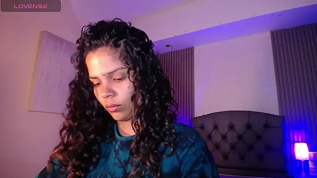 ximena diaz online show from March 3, 2025, 9:26 pm