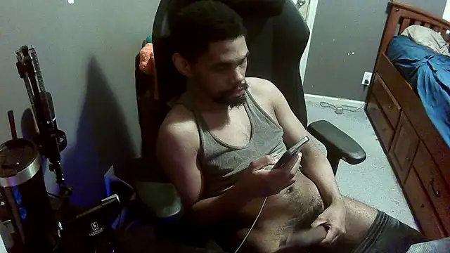 Snapshot of Neovergil0 chatting on October 26, 2025, 5:19 am Neovergil0 online show from October 26, 2025, 5:19 am