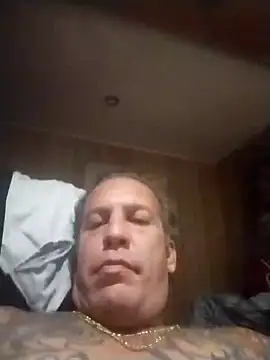 Snapshot of trucker1979 chatting on October 20, 2025, 12:45 am trucker1979 online show from October 20, 2025, 12:45 am