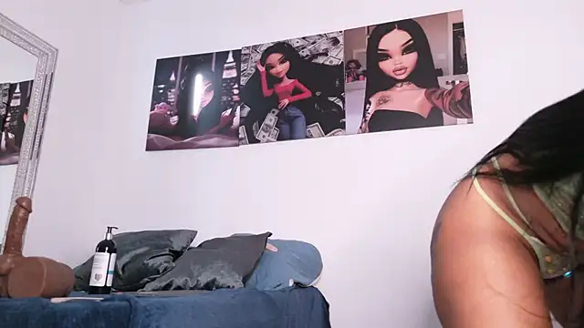Snapshot of Ariana_lopezz chatting on July 10, 2026, 9:59 pm Ariana lopezz online show from July 10, 2026, 9:59 pm