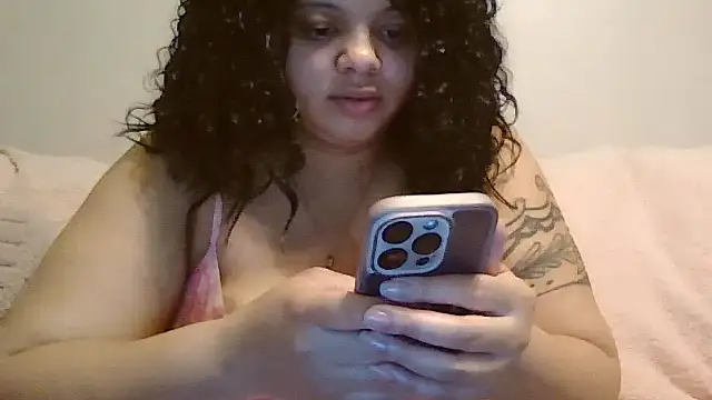Snapshot of beautylovess chatting on March 31, 2026, 4:03 am beautylovess online show from March 31, 2026, 4:03 am