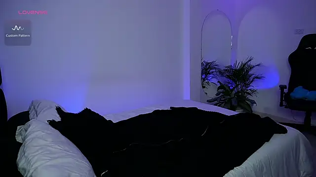 Snapshot of the_lucky_men__ chatting on January 15, 2025, 1:34 am the lucky men online show from January 15, 2025, 1:34 am