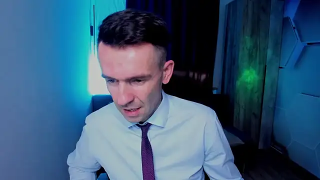 SteveTiger online show from November 6, 2025, 1:59 pm