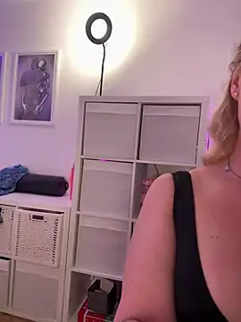 NastyMilf  online show from March 21, 2025, 9:45 am