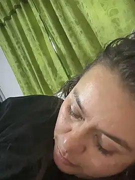 Snapshot of Ixchel_Anaid chatting on June 7, 2026, 1:05 pm Ixchel Anaid online show from June 7, 2026, 1:05 pm