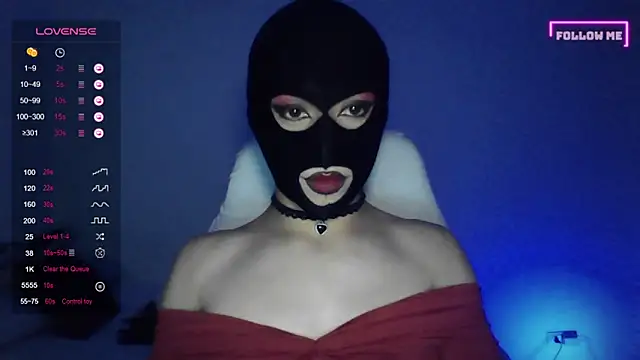 Bigfemblue online show from October 5, 2025, 1:07 am