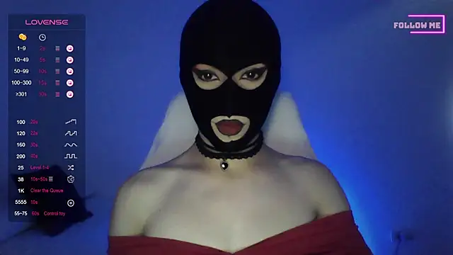 Bigfemblue online show from October 9, 2025, 4:07 pm