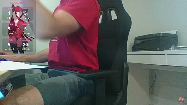 Snapshot of Bloopers66 chatting on September 12, 2025, 12:16 pm Bloopers66 online show from September 12, 2025, 12:16 pm