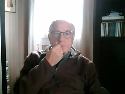 Snapshot of johnjohn622662 chatting on September 20, 2025, 9:47 am johnjohn622662 online show from September 20, 2025, 9:47 am