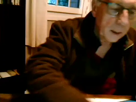 Snapshot of johnjohn622662 chatting on December 3, 2025, 4:06 pm johnjohn622662 online show from December 3, 2025, 4:06 pm