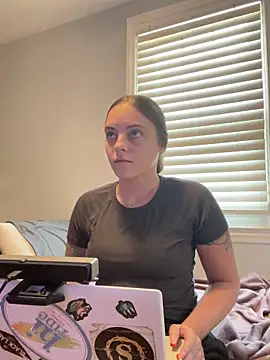 jaseyrae online show from September 11, 2025, 4:51 pm