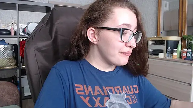 AnKey Rayah online show from February 4, 2025, 8:46 am