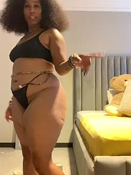 CurvyDesire1 online show from April 9, 2026, 5:09 am