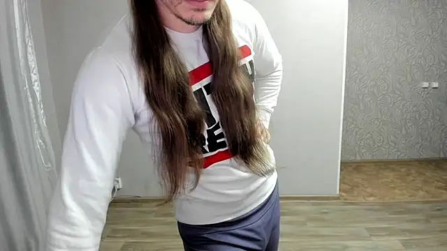 Snapshot of Marrymepls chatting on February 23, 2026, 2:39 pm Marrymepls online show from February 23, 2026, 2:39 pm