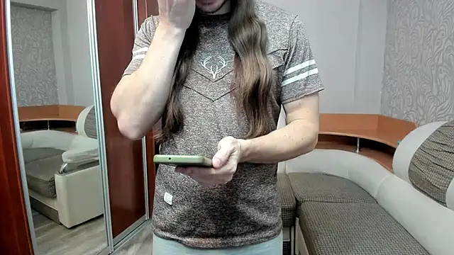 Snapshot of Marrymepls chatting on January 16, 2026, 4:11 pm Marrymepls online show from January 16, 2026, 4:11 pm