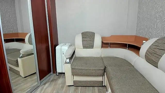 Snapshot of Marrymepls chatting on January 13, 2026, 8:46 pm Marrymepls online show from January 13, 2026, 8:46 pm