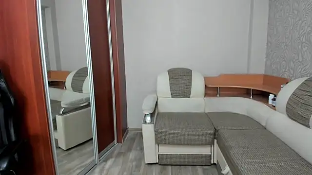 Snapshot of Marrymepls chatting on November 19, 2025, 5:29 am Marrymepls online show from November 19, 2025, 5:29 am