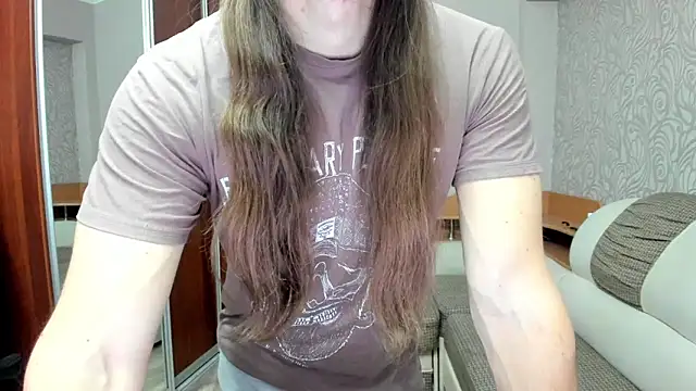 Snapshot of Marrymepls chatting on October 28, 2025, 12:11 am Marrymepls online show from October 28, 2025, 12:11 am