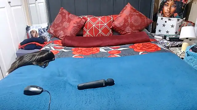 BUSTYDEE online show from June 12, 2026, 5:54 pm
