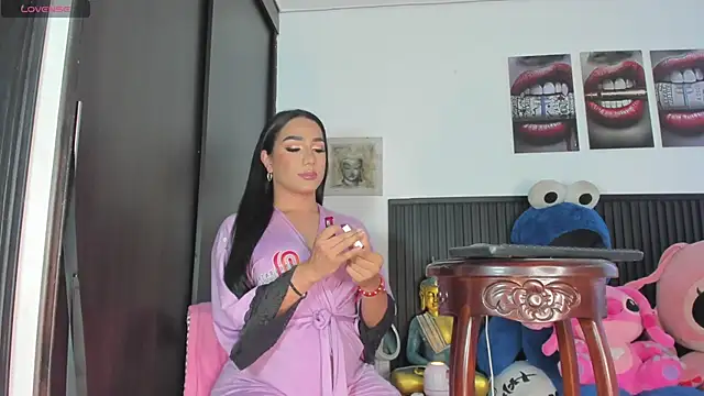 KATALINA HOT TS online show from April 19, 2026, 7:05 pm