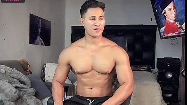 Snapshot of BenjaminCooperk chatting on September 22, 2025, 7:42 pm BenjaminCooperk online show from September 22, 2025, 7:42 pm