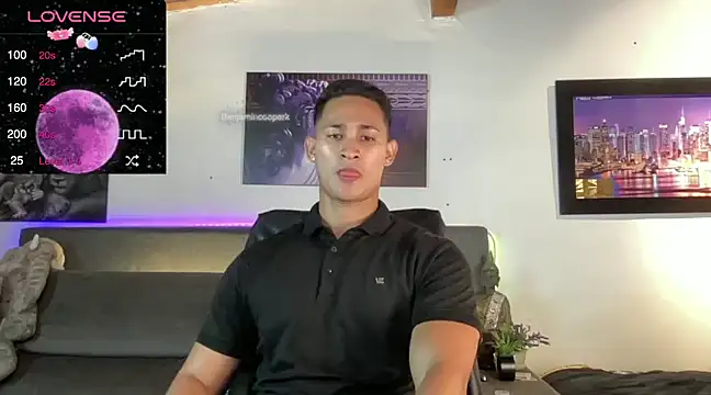 Snapshot of BenjaminCooperk chatting on March 23, 2025, 8:15 am BenjaminCooperk online show from March 23, 2025, 8:15 am