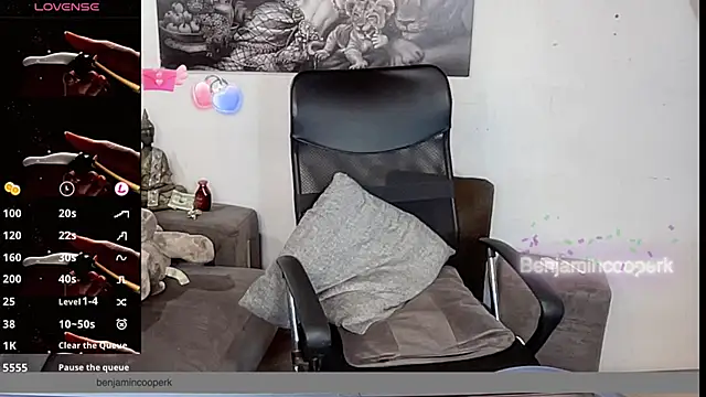 Snapshot of BenjaminCooperk chatting on September 15, 2025, 5:08 am BenjaminCooperk online show from September 15, 2025, 5:08 am