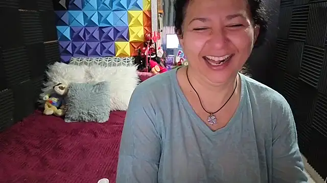 Snapshot of katifoxx chatting on November 22, 2025, 10:19 pm katifoxx online show from November 22, 2025, 10:19 pm