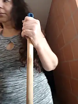 Snapshot of katifoxx chatting on March 18, 2025, 3:55 pm katifoxx online show from March 18, 2025, 3:55 pm