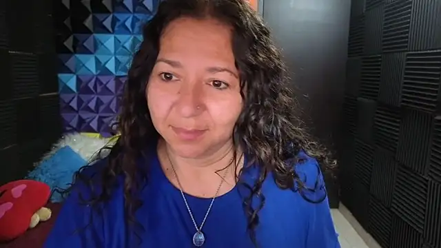 Snapshot of katifoxx chatting on September 17, 2025, 5:59 pm katifoxx online show from September 17, 2025, 5:59 pm