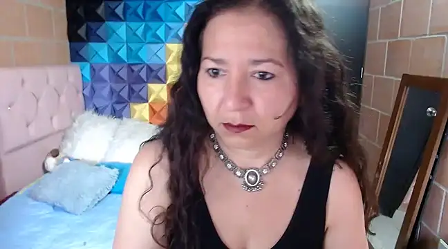 Snapshot of katifoxx chatting on March 21, 2025, 3:02 pm katifoxx online show from March 21, 2025, 3:02 pm