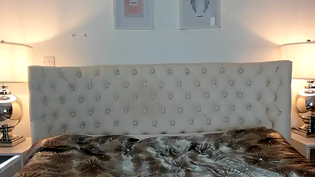 Snapshot of JessicaJames23 chatting on February 17, 2026, 10:23 am JessicaJames23 online show from February 17, 2026, 10:23 am