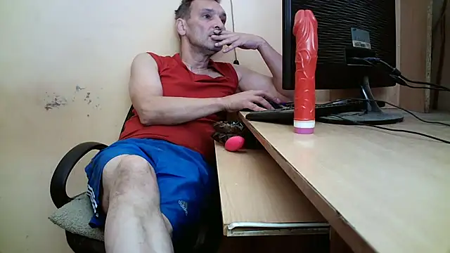 Snapshot of dundyFocus chatting on September 24, 2025, 5:14 am dundyFocus online show from September 24, 2025, 5:14 am