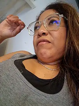 mila38 online show from April 17, 2026, 4:54 pm