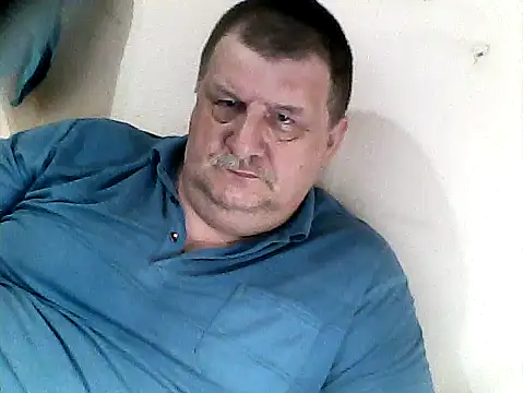 Vyrtous579 online show from April 21, 2026, 3:18 pm