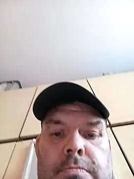 maiki7778 online show from November 6, 2025, 7:23 am