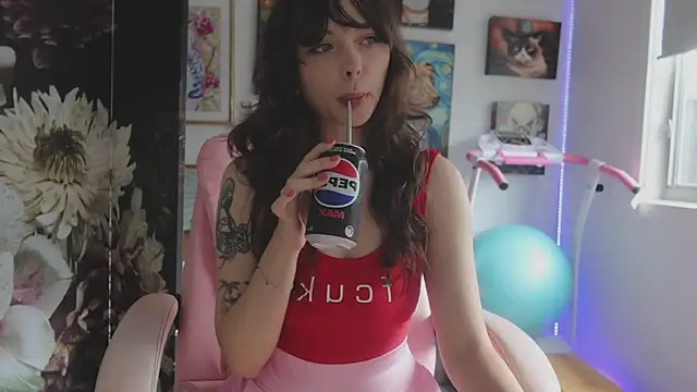 makiyahbelle online show from March 20, 2026, 4:24 am