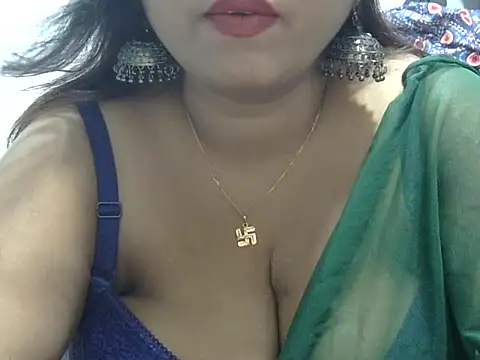 ROSEE MERRYYYY online show from March 21, 2026, 5:17 pm