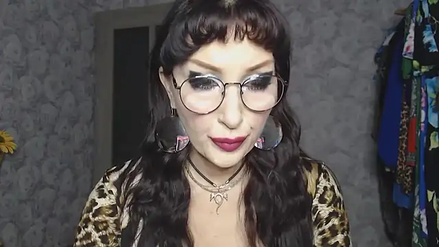 Aziza1 online show from December 20, 2025, 3:04 pm