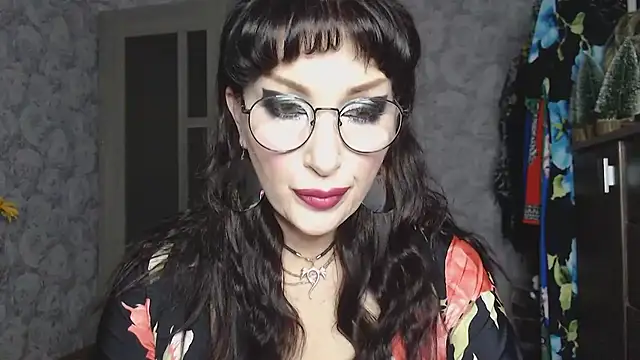 Aziza1 online show from November 27, 2025, 1:11 pm