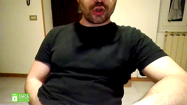 samenik online show from April 6, 2026, 8:54 pm