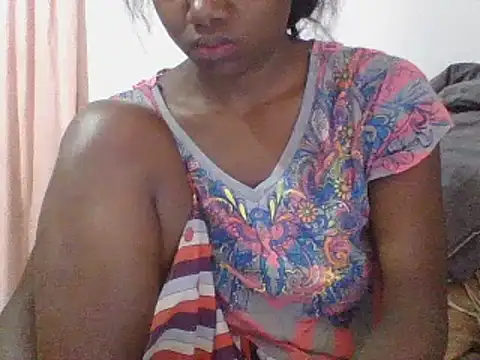 Snapshot of Hamie_sexy chatting on October 7, 2025, 9:10 am Hamie sexy online show from October 7, 2025, 9:10 am