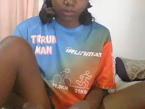 Snapshot of Hamie_sexy chatting on October 17, 2025, 6:28 am Hamie sexy online show from October 17, 2025, 6:28 am