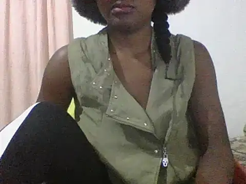 Snapshot of Hamie_sexy chatting on October 8, 2025, 8:53 pm Hamie sexy online show from October 8, 2025, 8:53 pm