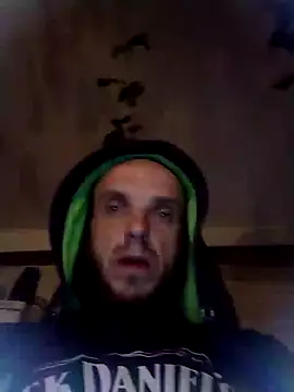 Snapshot of Sluchacze chatting on February 1, 2025, 2:16 am Sluchacze online show from February 1, 2025, 2:16 am